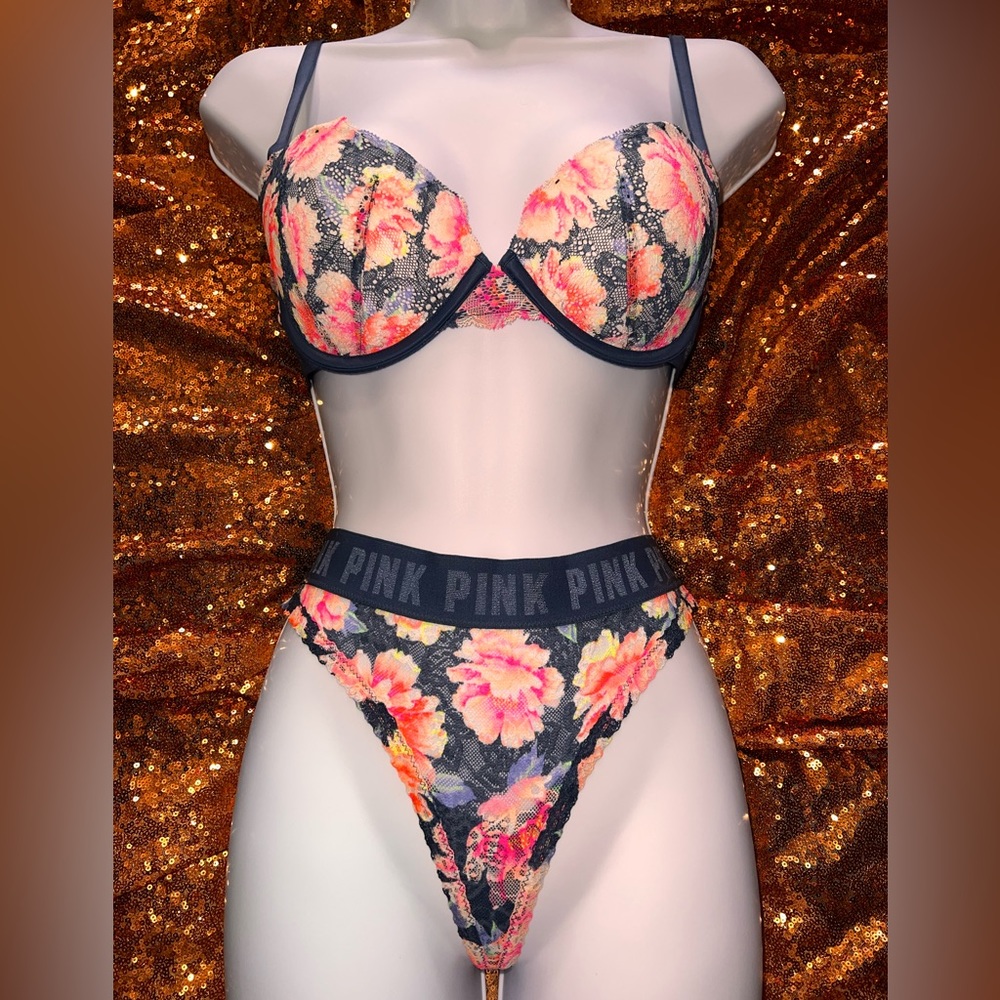 PINK Victoria’s Secret 2pc set. 34b size (M) floral with navy blue